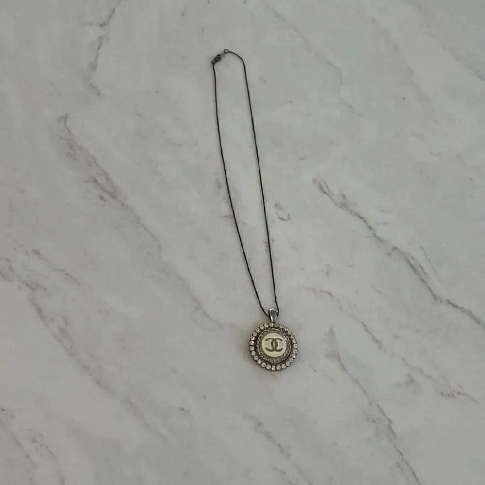 CC logo chain necklace - vintage pendant